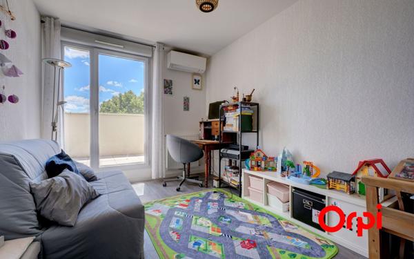 Appartement à vendre    4 pièces • 81,19 m2 Vaulx-en-Velin