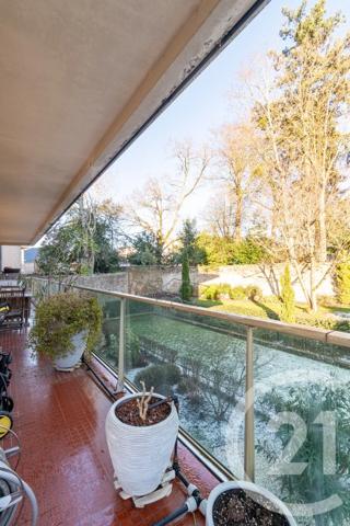 Appartement à vendre  7 pièces - 180,68 m 2   LAVAL  - 53