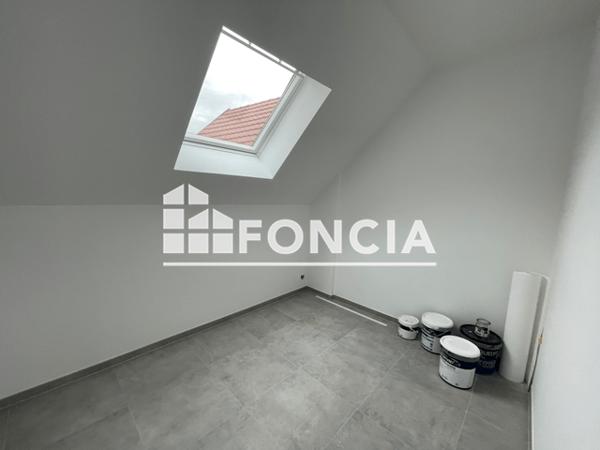 Location Appartement 3 pièces 61.4 m² - 21 RUE DE DOSSENHEIM Hattmatt 67330
