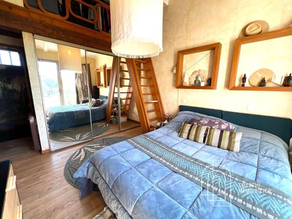 MAISON D'ARCHITECTE EN CAMPAGNE D'ARLES