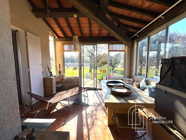 MAISON D'ARCHITECTE EN CAMPAGNE D'ARLES