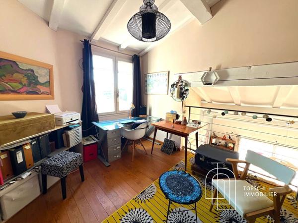 MAISON D'ARCHITECTE EN CAMPAGNE D'ARLES