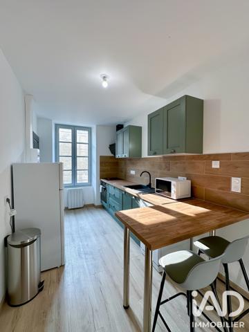 Immeuble à vendre 122 m² Cognac