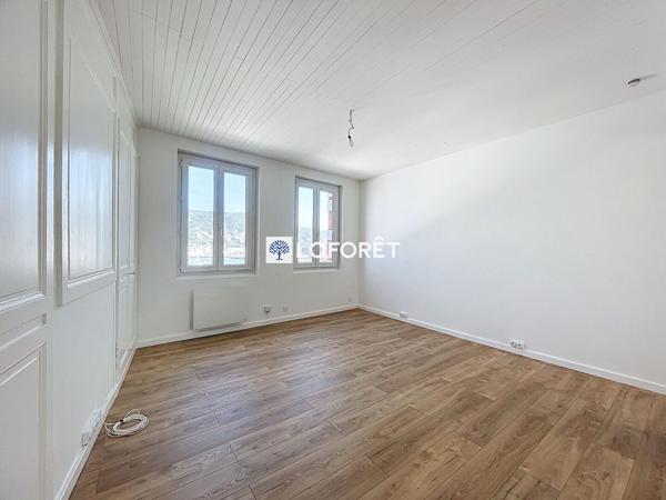 Location appartement Fécamp - 2 pièce(s) - 55 m² - 795 €/mois