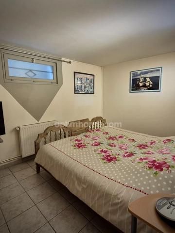 Maison de 8 pièces 152 m² - 3 ch - Véranda, Sous-sol complet & Terrain - Bourges