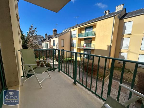 Appartement à louer 2 pièces 50.6m² Alençon (61000)