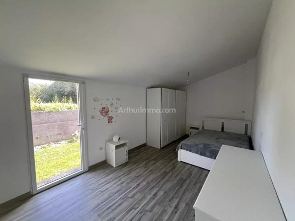 Vente                                                      Maison
                        
                     5 pièces                      120 m2                     à Trébeurden