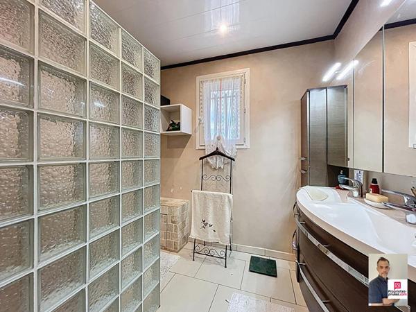 Villa  5 pièce(s) 130 m2