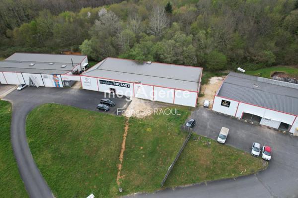 Local Commercial à VEZAC, 24220 - 5 pièces 900m²