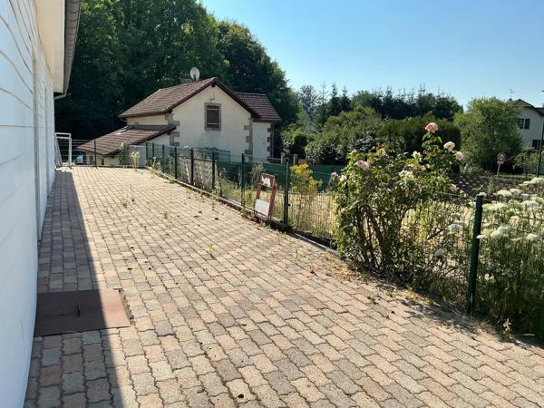 Maison,133m2,4 pièces,3 chambres sur 1756m2 de terrain.