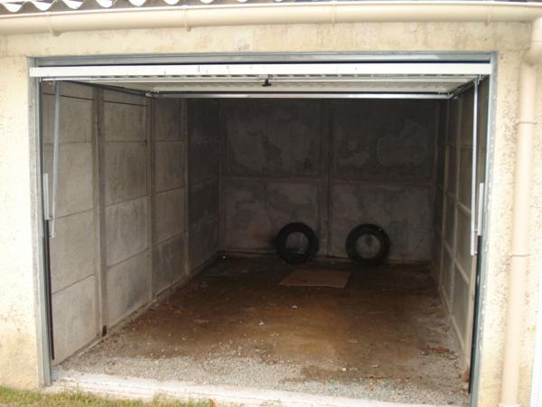 Parking / box FONTENAY LE COMTE - 13 m2