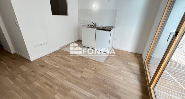 Location Studio 29 m² - Meudon La Foret 92360