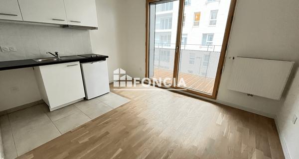 Location Studio 29 m² - Meudon La Foret 92360