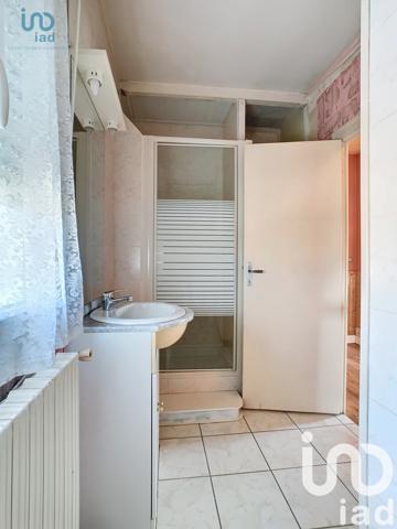 House for sale 6 rooms 103 m² Tonnay-Charente