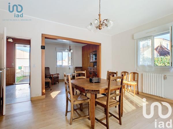 House for sale 6 rooms 103 m² Tonnay-Charente