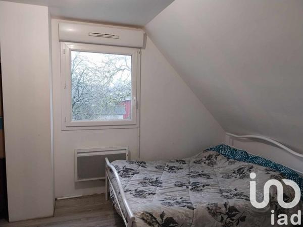 Maison 5 pièces de 79 m² à Réalcamp (76340)