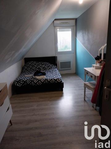 Maison 5 pièces de 79 m² à Réalcamp (76340)