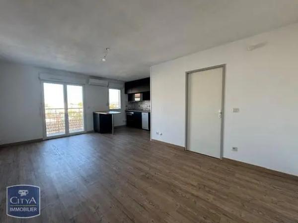 Appartement à louer 2 pièces 46.43m² Carcassonne (11000)