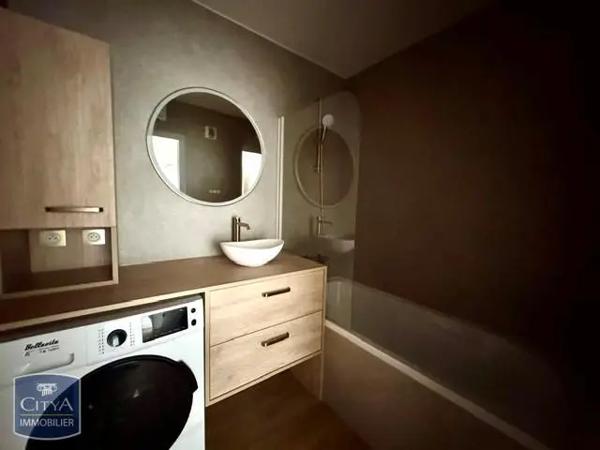 Appartement à louer 2 pièces 46.43m² Carcassonne (11000)