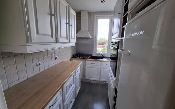 Appartement à vendre    3 pièces •  Compiègne