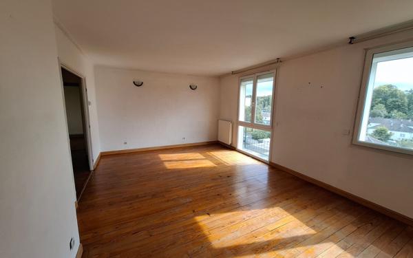 Appartement à vendre    3 pièces •  Compiègne