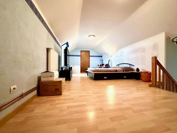 MARAINVILLER : charmante maison d'environ 172 m² avec piscine