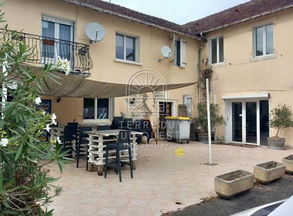 Immeuble 413.11 m² 1 etage(s)