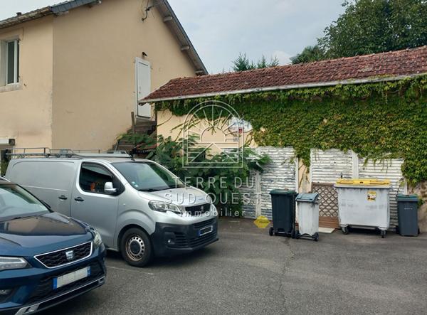 Immeuble 413.11 m² 1 etage(s)