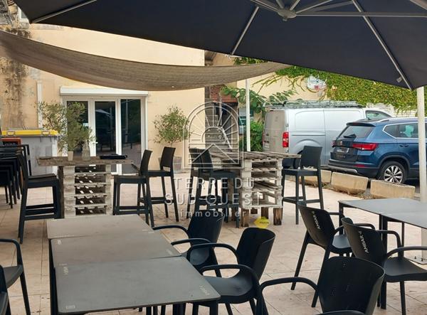 Immeuble 413.11 m² 1 etage(s)