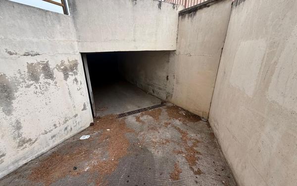 Stationnement à louer    18 m2 Perpignan