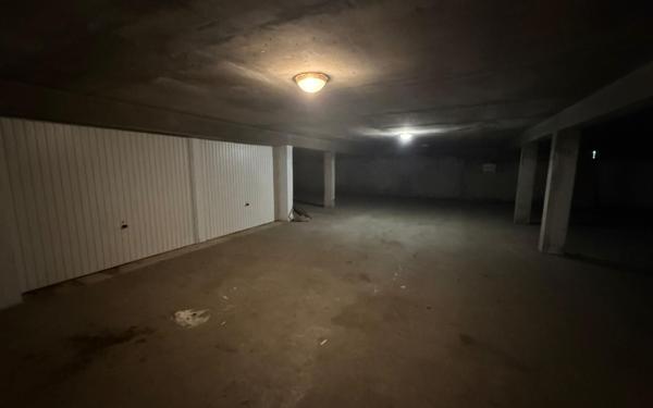 Stationnement à louer    18 m2 Perpignan