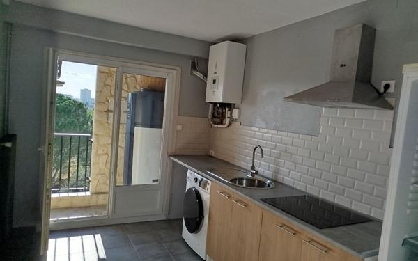 Appartement à vendre    3 pièces • 60 m2 Nîmes