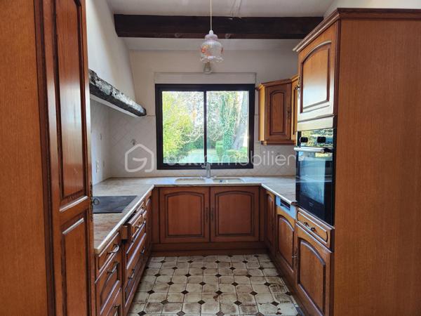 Maison en pierre de 193,91 m²