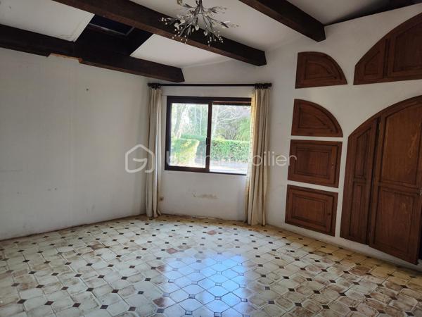 Maison en pierre de 193,91 m²