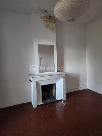 Maison en pierre de 193,91 m²