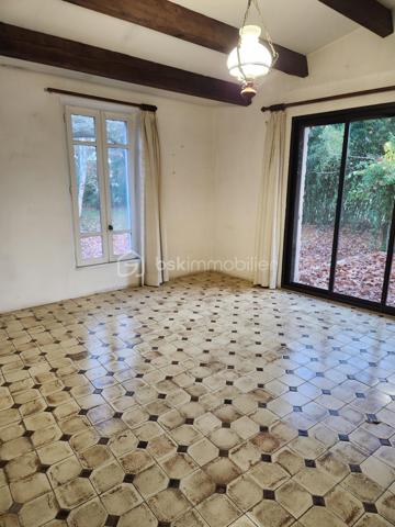 Maison en pierre de 193,91 m²