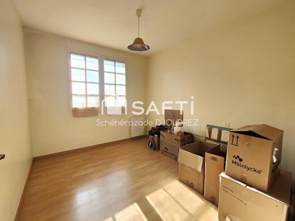 MAISON SUR SOUS-SOL DE 84M², 3 CHAMBRES, DEPENDANCE, TERRAIN 1219M²