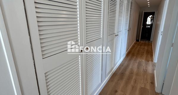 Location Appartement 3 pièces 145.38 m² - Laon 02000