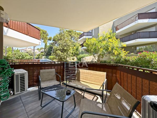 Appartement Marseille  Type 2 42 m2, Balcon ,place, Les Olives Valentine