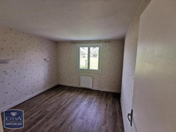 Maison à louer 4 pièces 96.5m² La Couronne (16400)