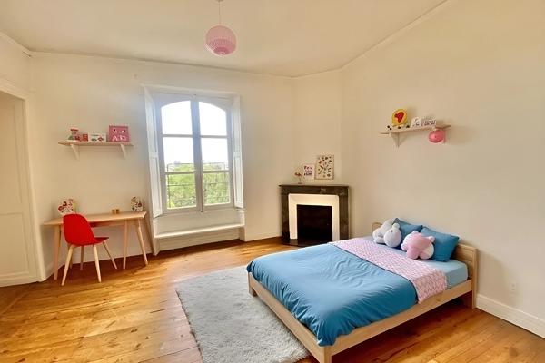 A LOUER - APPARTEMENT FAMILIAL T6 D'EXCEPTION DE 204M² ENTRE GARE ET MUSEE DES ARTS