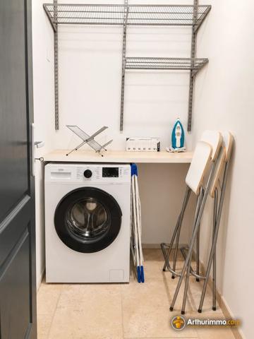 Location                                                      Appartement
                        
                     2 pièces                      42 m2                     à Pourrières