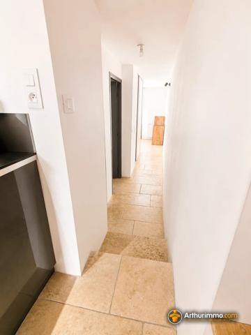 Location                                                      Appartement
                        
                     2 pièces                      42 m2                     à Pourrières