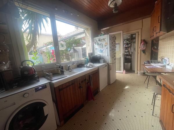 Vente Maison Aytre 9 pièces 233m²-IRM4338