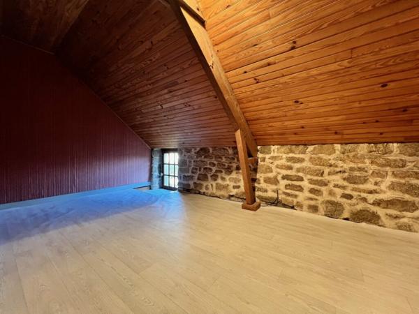 LARMOR PLAGE – Charmante maison en pierres
