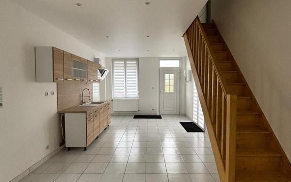 Maison à louer    3 pièces •  Monchy-Lagache