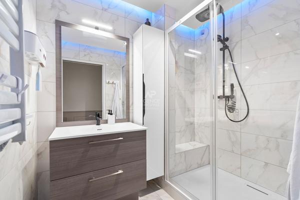 Appartement Saint Germain En Laye 3 pièce(s) 63.23 m2 357 000 € **  - Référence  18176