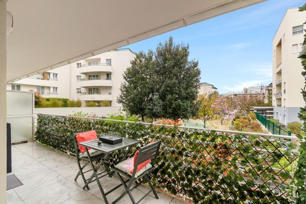 Appartement Saint Germain En Laye 3 pièce(s) 63.23 m2 357 000 € **  - Référence  18176