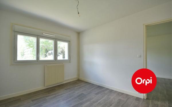 Appartement à vendre    2 pièces • 46,77 m2 Saint-Priest