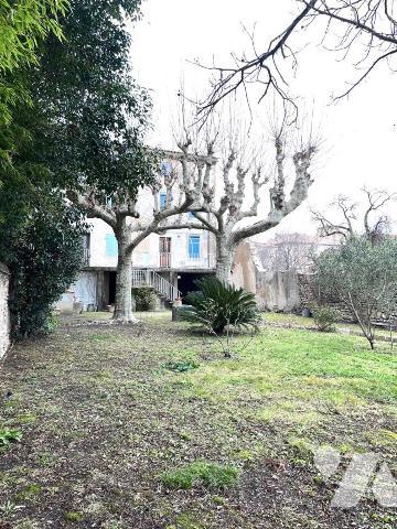 Hôtel particulier avec jardin plein Sud